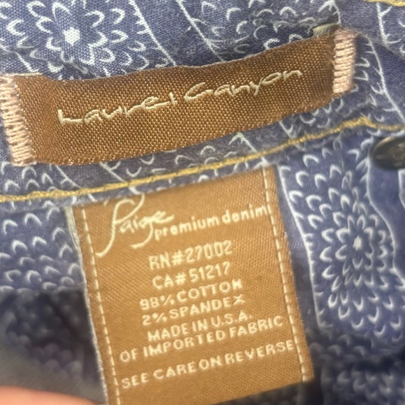 PAIGE Laurel Canyon Distressed Cropped Jeans Women’s 26 - Picture 4 of 8